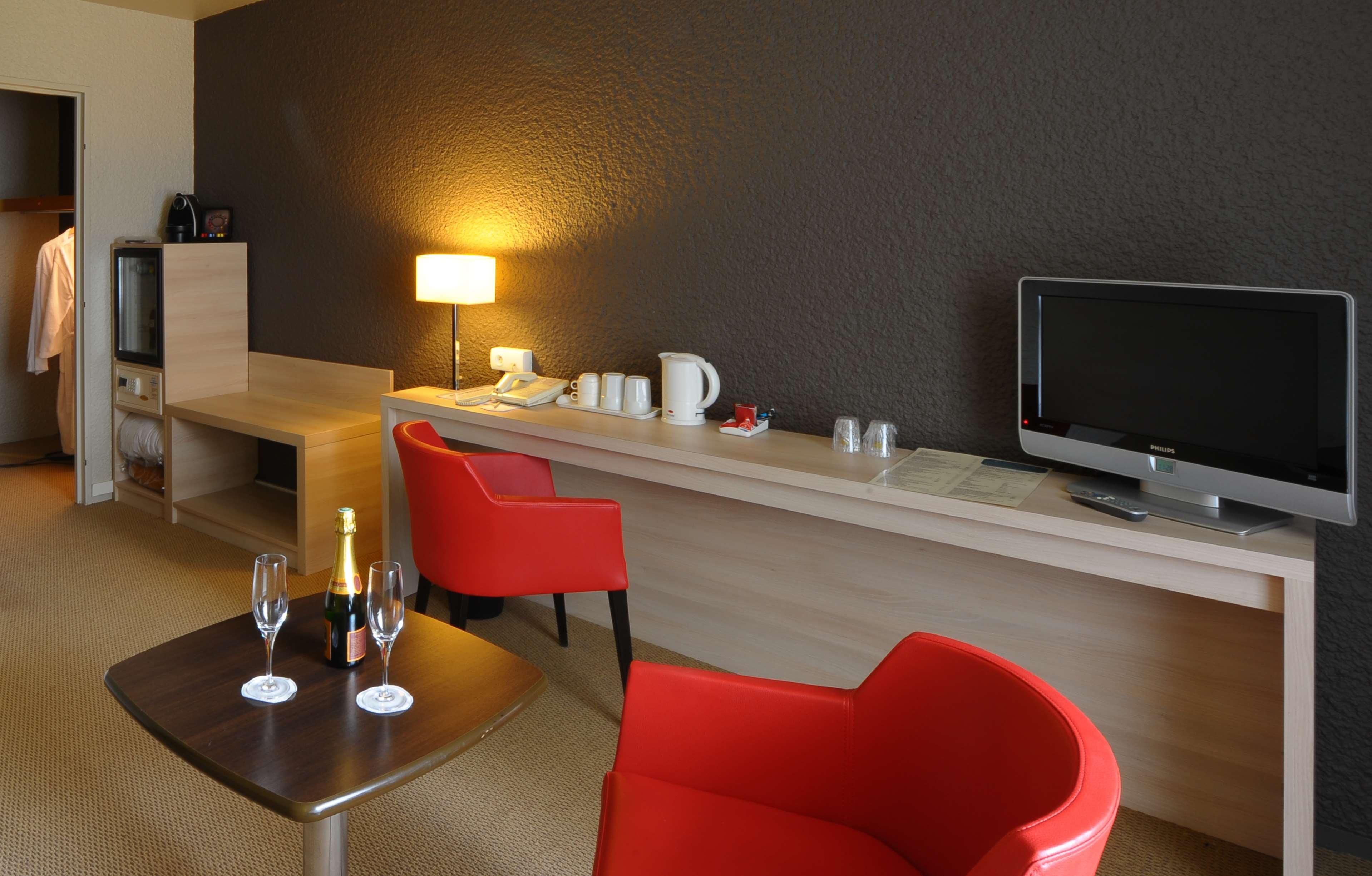 Best Western Porte Du Forez Andrezieux-Boutheon Dış mekan fotoğraf